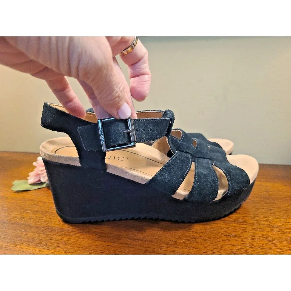 Vionic tawny black